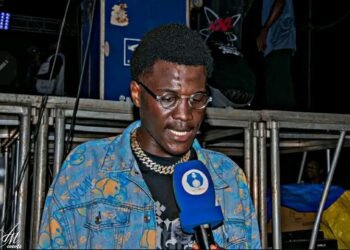 900 Volt Fils de Magika du Groupe MiFA  -GUEYA un talent en Gestation.