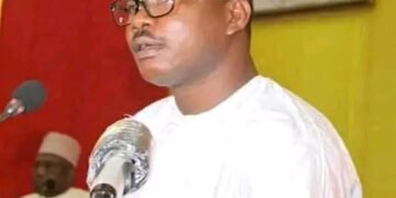 CNT : Dr Dansa Kourouma renforce les moyens de la direction de la communication et de l’information avec des engins roulants