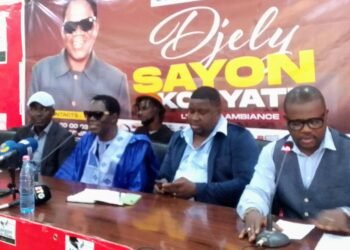 Djely Sayon Kouyaté débarque avec un Album qui marquera son retour sur la scène .