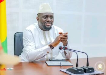 Projet Simandou : Le Gouvernement interdit les transactions foncières le long du corridor.