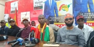 L’axe prend conscience et dit non à toutes sortes de violence et de manipulation politique en Guinée et adhère à l’esprit du CNRD Déclaration)