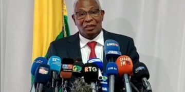 Actualités socio politiques et économiques ,le Premier Ministre ,Amadou Oury bah face aux médias