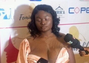 Remise des  satisfécits d’encouragement aux 100 femmes guinéennes qui ont fait bouger la Guinée .