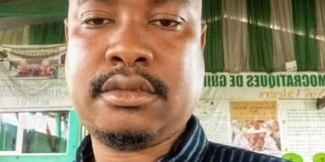 Tribune militante-Fady, la Base qui ne plie pas.