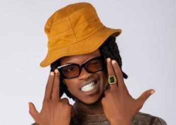 Slim Nary célèbre l’amour sans barrières dans son nouveau clip « Pour toi »