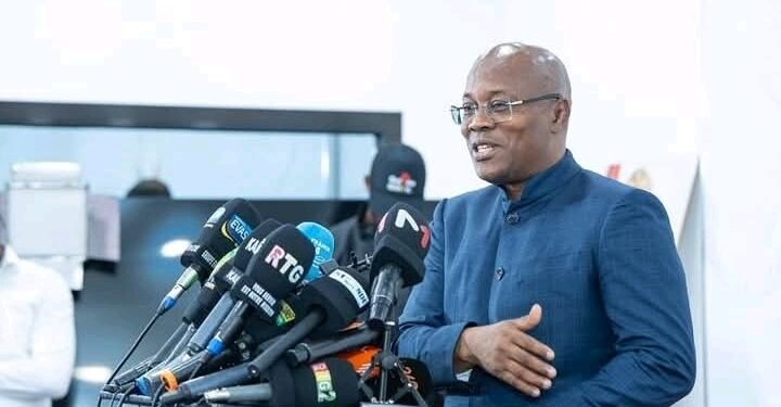 Ousmane Gaoul  Diallo face à la Presse : une crise de liquidité ou une crise de confiance ?