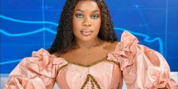 Premier dîner gala du Réseau des Femmes de Guinée pour un Développement Intégré : la modération brillamment assurée par Kadiatou Kaba