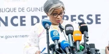 Djenabou Touré, lauréate du Prix Miroir Guinée de l’Excellence.