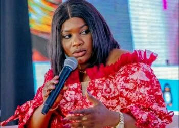 Salon du livre féminin de Dakar : Kadiatou Kaba évoque la force de l’intime féminin.