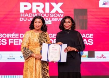 Kadiatou Kaba honorée lors du Prix Hadiatou Sow du journalisme 2025