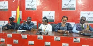 CUFIG : Hawa Binttina Soumah célèbre le textile guinéen et annonce le Salon de la Teinture et de la Gastronomie.