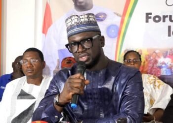 Présidentielle 2025 en Guinée : Ousmane Dadis Camara exige un contrôle rigoureux des candidatures.