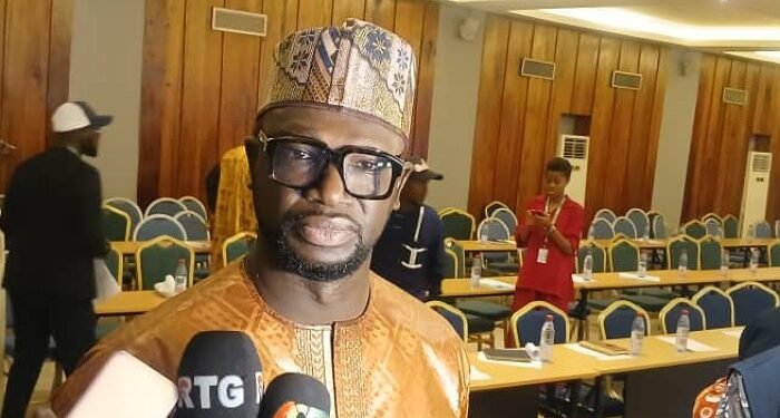 Ousmane Dady Camara félicite la DGE pour son approche inclusive du processus électoral.