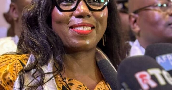 Lancement officiel de la Jeunesse Présidentielle de Guinée : Madame Kanté Kadjatou Doumbouya marque sa présence.
