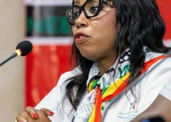 Honneur et Reconnaissance : Madame Kadjatou Doumbouya distinguée par les populations de Hafia.