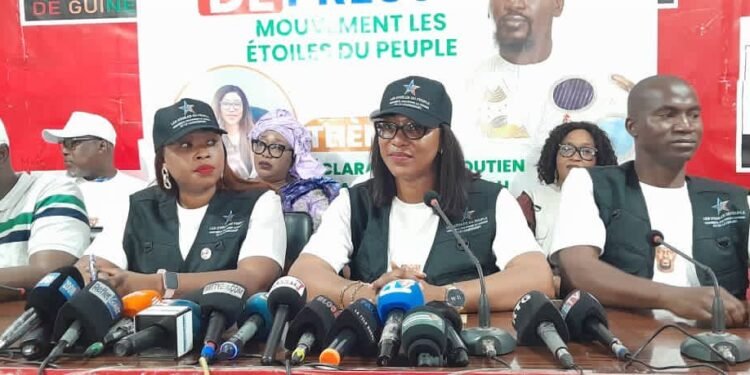 Nous croyons en sa vision » : le mouvement Les Étoiles du Peuple affiche son soutien ccà Mamadi Doumbouya