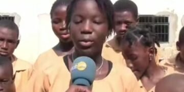 L’ONG Humanité d’Urgence offre un petit déjeuner aux élèves du groupe scolaire El Mouttalib Sow.