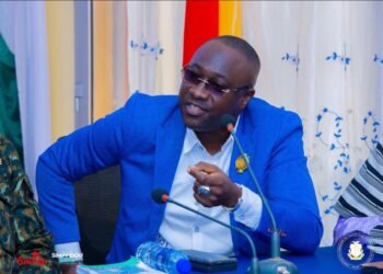 Une analyse fondée sur des rumeurs plutôt que sur des faits.