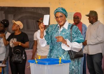Présidentielle 2025 en Guinée : une demi-journée de vote marquée par le calme, l’ordre et une forte mobilisation citoyenne*