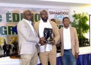 Mining and Green Awards 2025 : Kambia Bauxite Mining distinguée pour son engagement et ses performances.