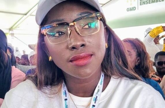 Rokia Kaba réaffirme son soutien au candidat Mamadi Doumbouya lors de l’inauguration du siège national de la GMD.