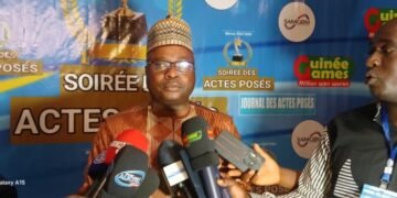 Directeur national des Routes sacré Meilleur Directeur de la Guinée – 8ᵉ édition du Journal des Posés d’Actes.