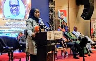 ARCOM Mérite Awards 2026 : Madame Kanté Doumbouya Kadjatou plaide pour un secteur minier inclusif et durable.