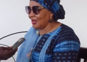 Hadja Hawa Bah, PDG de SHODMA, lauréate du Horizon d’Or 2026 pour ses actions humanitaires.