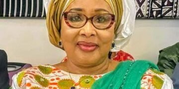 Hadja Hawa Bah, lauréate du Prix Horizon d’Or : une femme de cœur au service des communautés.