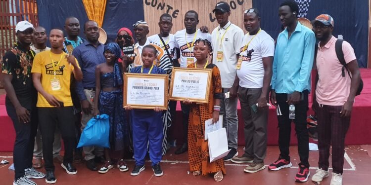 Le Conte à l’École : Une Initiative Culturelle et Pédagogique Prometteuse en Guinée.