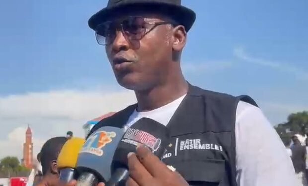 « Elhadj Youssouf Camara a la clôture de la campagne à Lambannyi souligne l’importance du contact direct avec les populations »