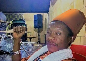 Marechal walaki  revendique son titre : « Je suis le Maréchal du Reggae guinéen