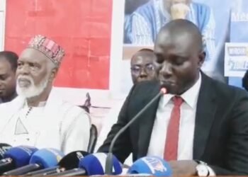 Prix Miroir Guinée de l’Excellence : Mamadou Thug honoré pour son engagement en faveur de la culture guinéenne.