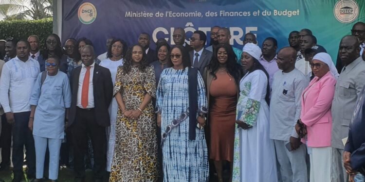 Guinée : clôture de l’atelier de validation des textes relatifs aux dépenses publiques et au plan comptable des collectivités décentralisées.